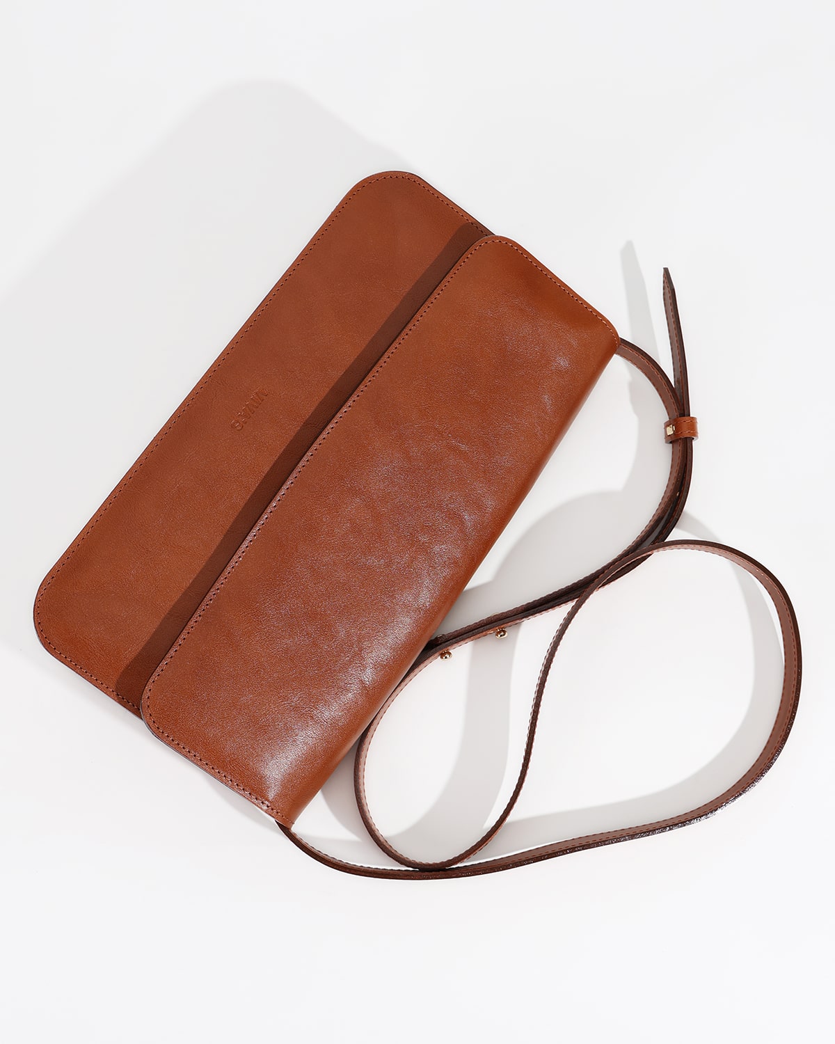 CAMILLE Dark Caramel