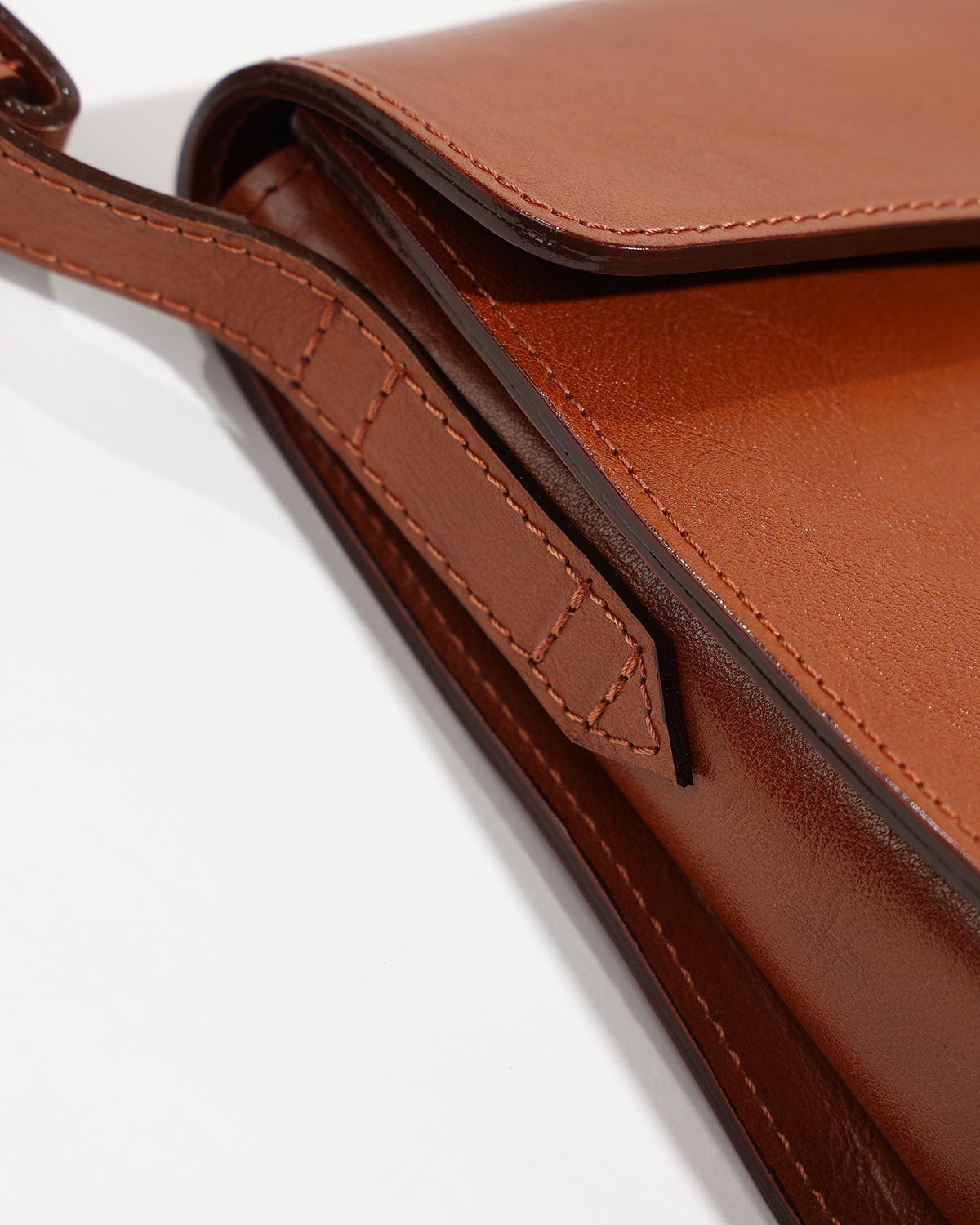 IVANA Mini torba Dark Caramel