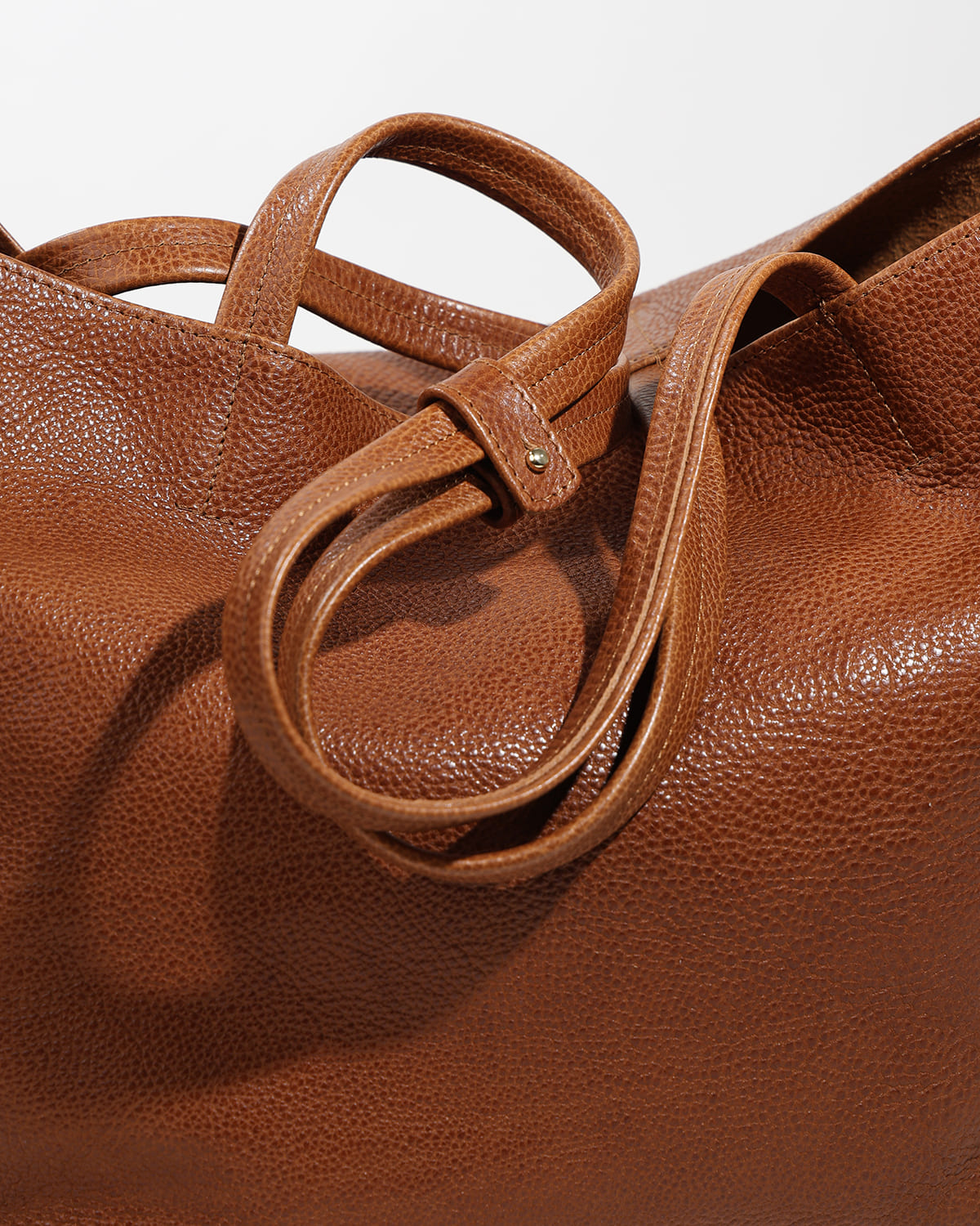 KARLA elegantna poslovna torba Dark Caramel