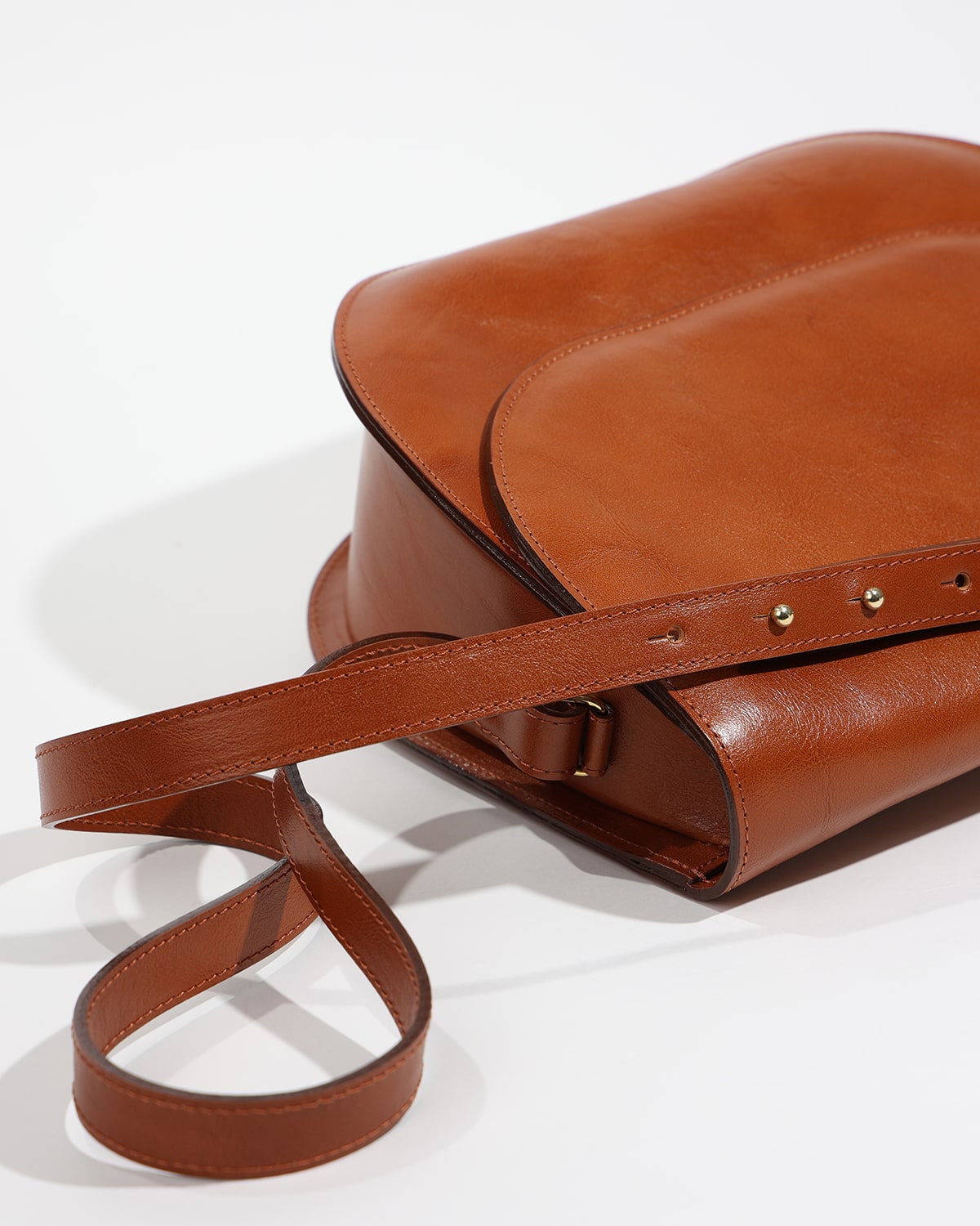 MARA Half Moon torba Dark Caramel