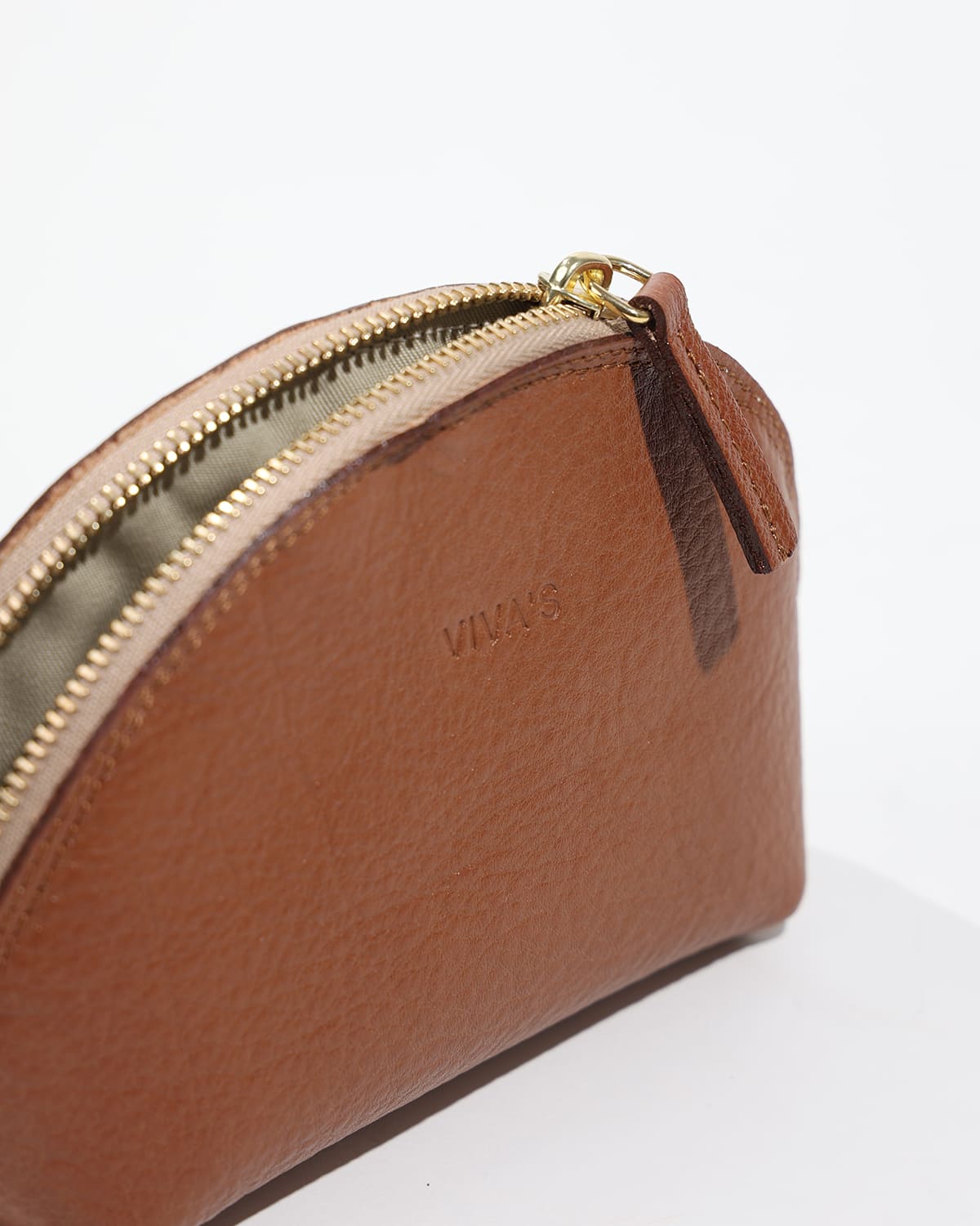 PETRA torbica za ličila Dark Caramel