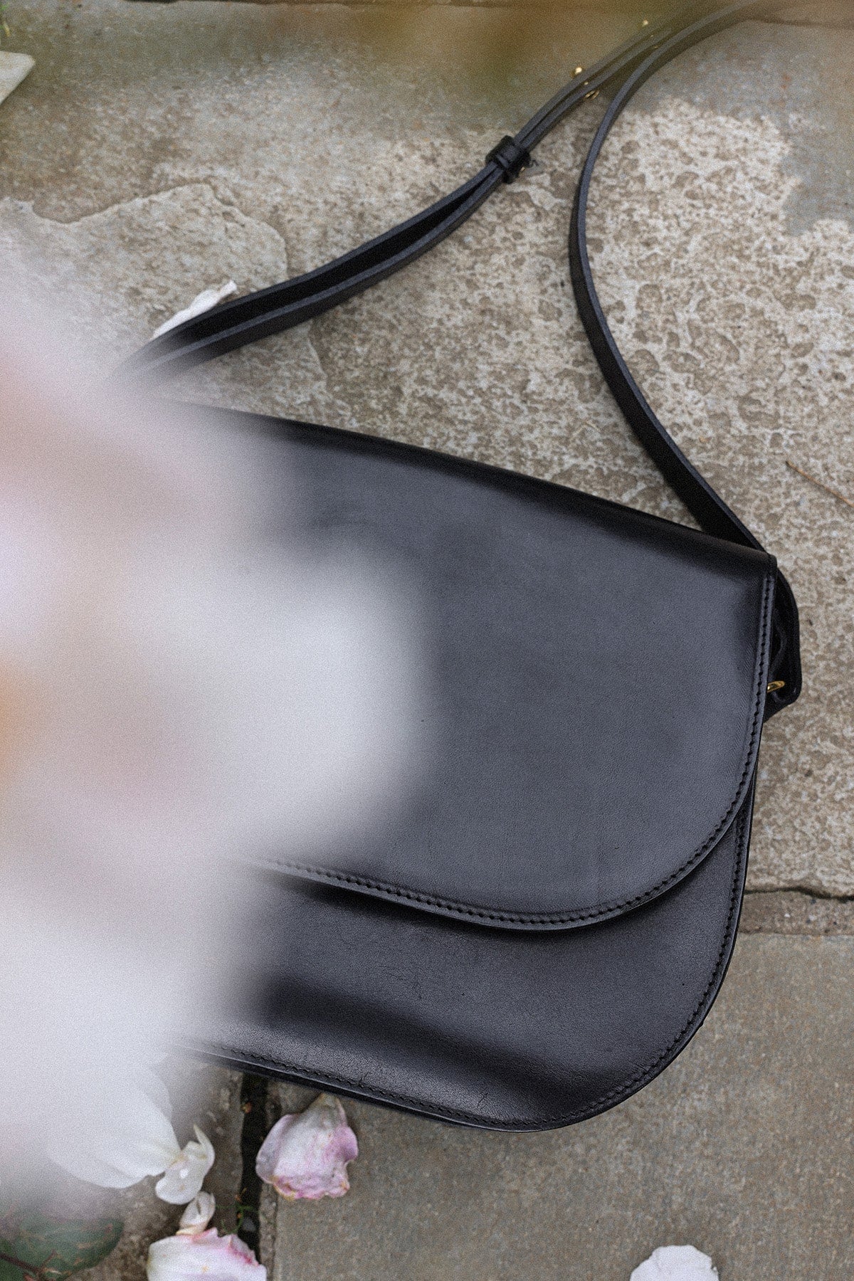 MARA Half Moon torba Rich Black