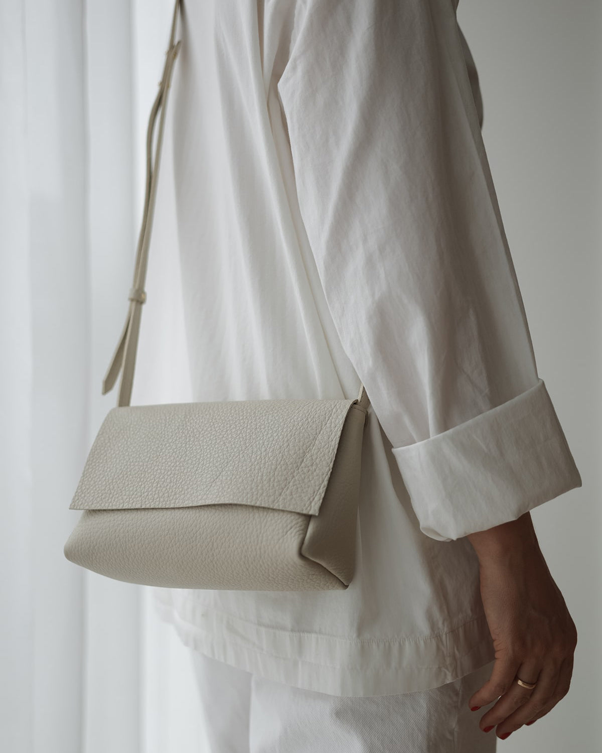 PINA Mini torba Cream