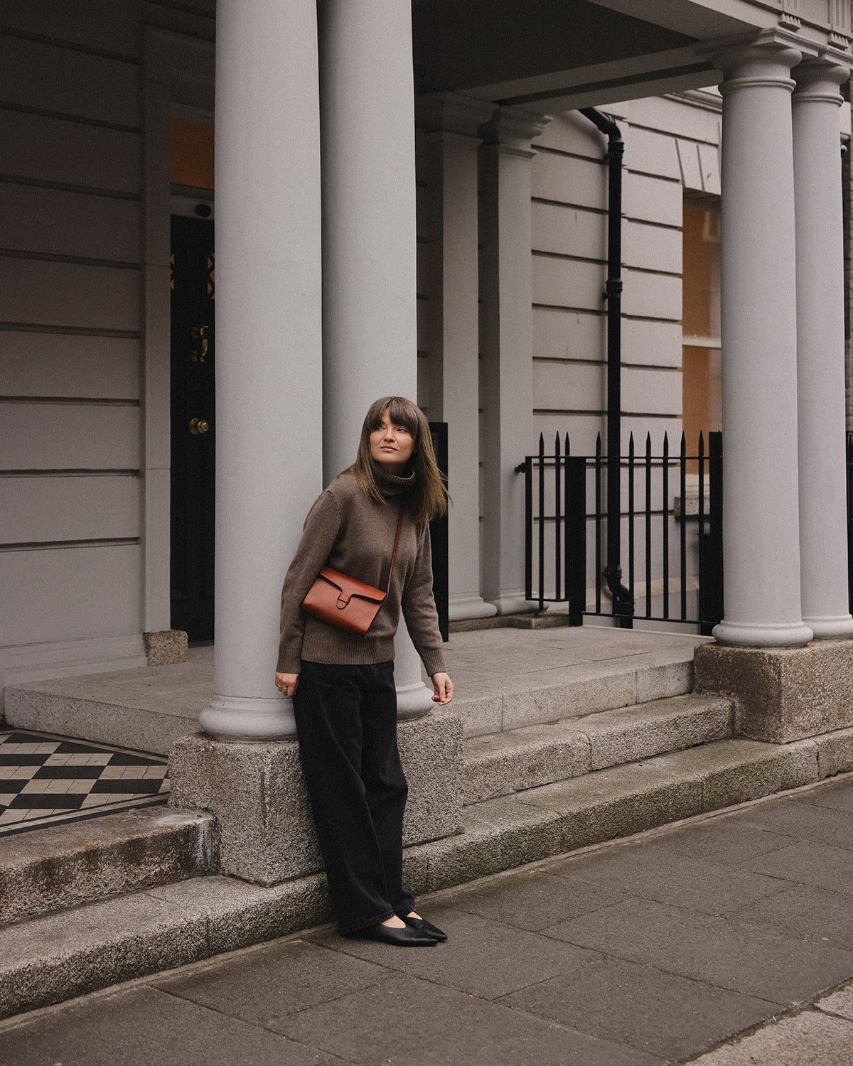 IVANA Mini torba Dark Caramel