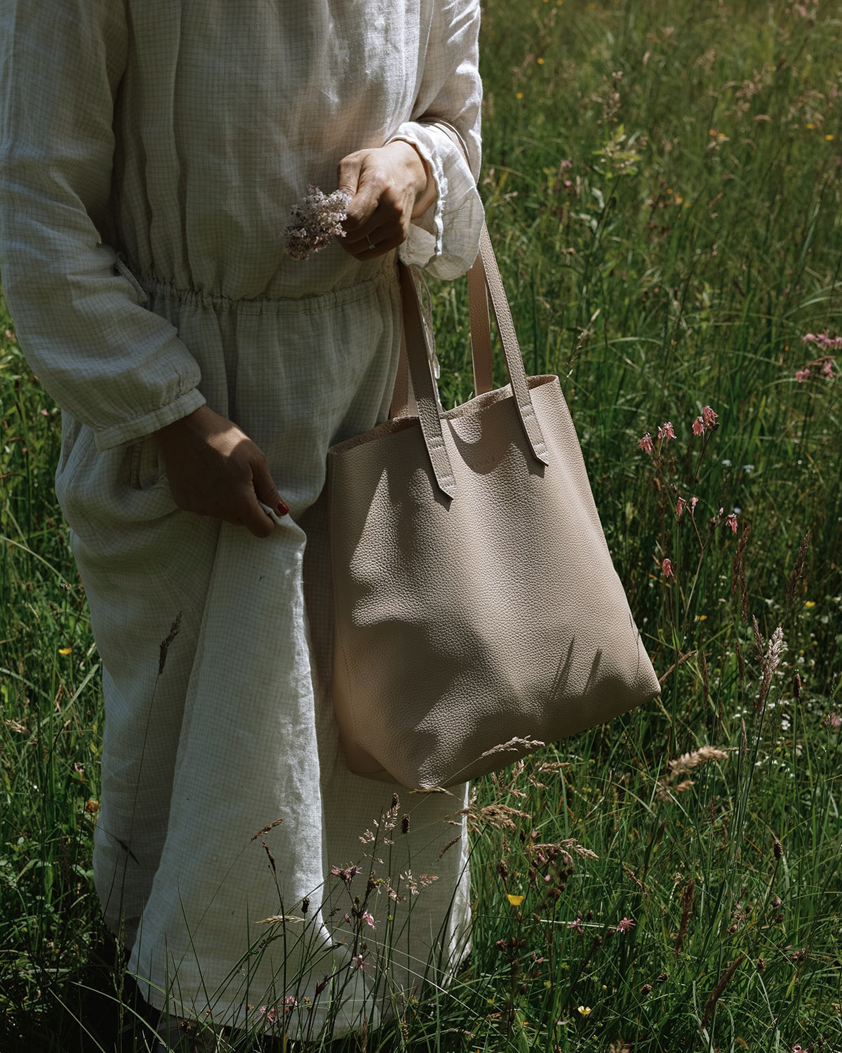 BRUNA Tote torba Powder