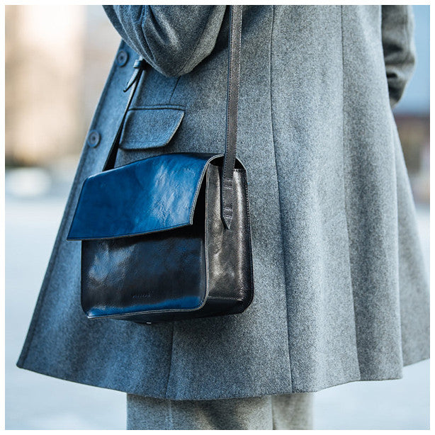 How to style black crossbody bag