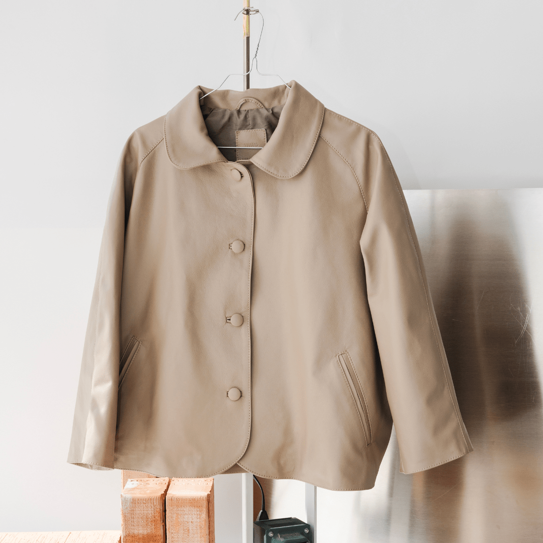 From carrying it to wearing it: Viva’s First Wearable Piece