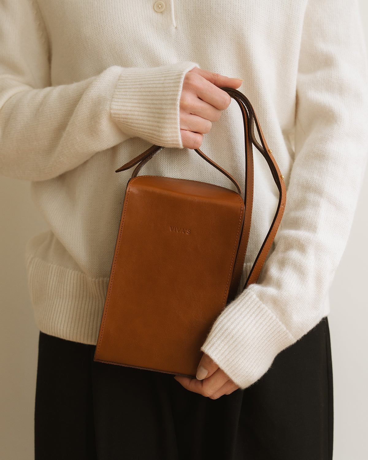 ELENA Phone Bag Dark Caramel