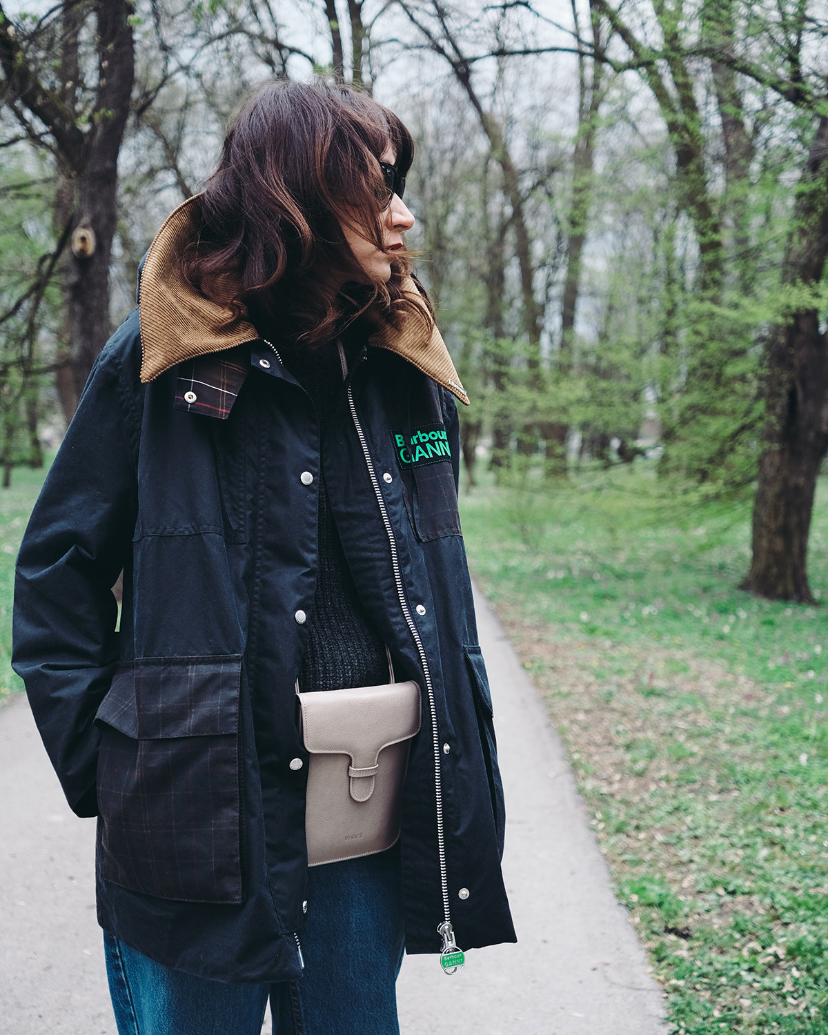 Laura torbica za telefon Dark Caramel